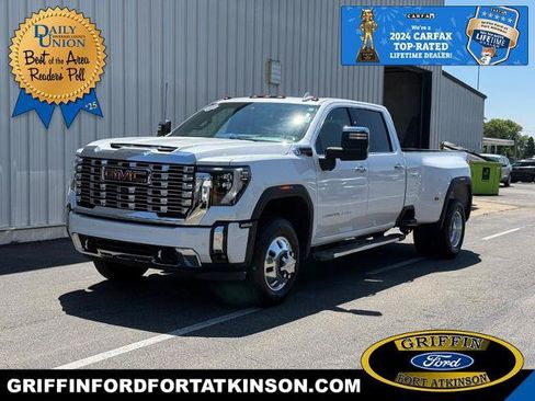 Used 2024 GMC Sierra 3500 Denali w/ Technology Package AWD/4WD image 1
