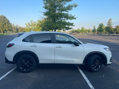 Used 2024 Honda HR-V Sport image 5