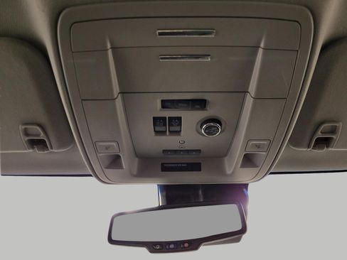 Used 2020 GMC Yukon XL SLT w/ Open Road Package image 19