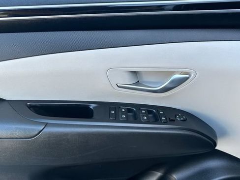 Used 2024 Hyundai Tucson SEL FWD image 11