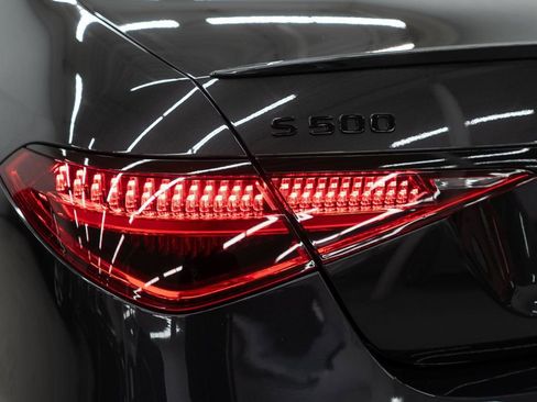 Used 2022 Mercedes-Benz S 500 4MATIC w/ AMG Line Package image 51