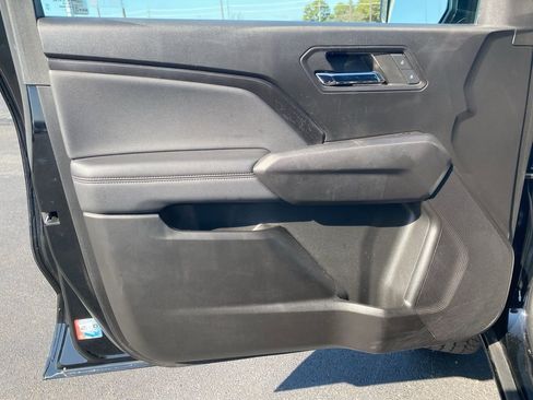 Used 2024 GMC Canyon Elevation w/ Convenience Package image 9