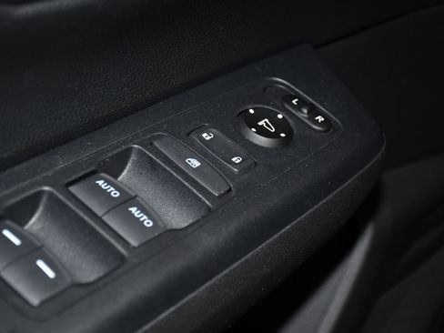 Certified 2024 Honda CR-V EX image 33