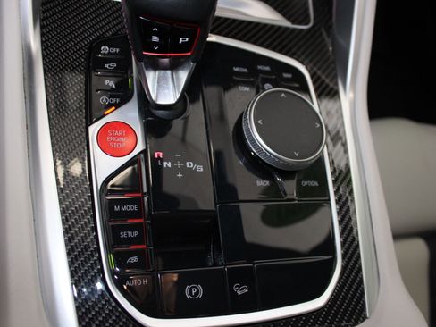 Used 2020 BMW X6 M Competition w/ Executive Package image 16