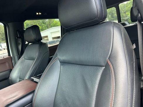Used 2022 Ford F150 Lariat AWD/4WD image 13