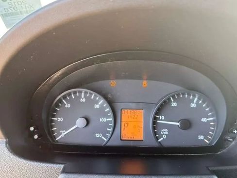 Used 2012 Mercedes-Benz Sprinter 2500 image 14