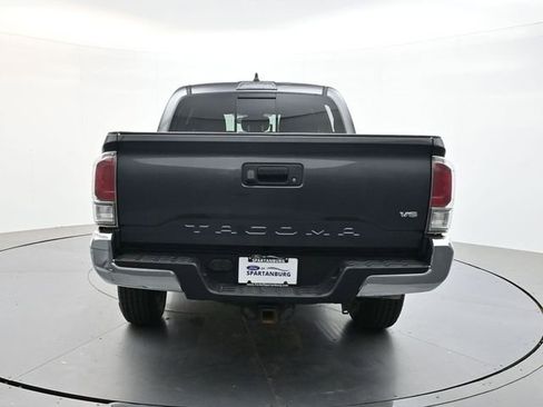 Used 2022 Toyota Tacoma TRD Off-Road AWD/4WD image 6