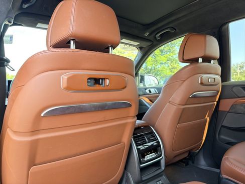 Used 2024 BMW X7 M60i w/ Executive Package AWD/4WD image 22