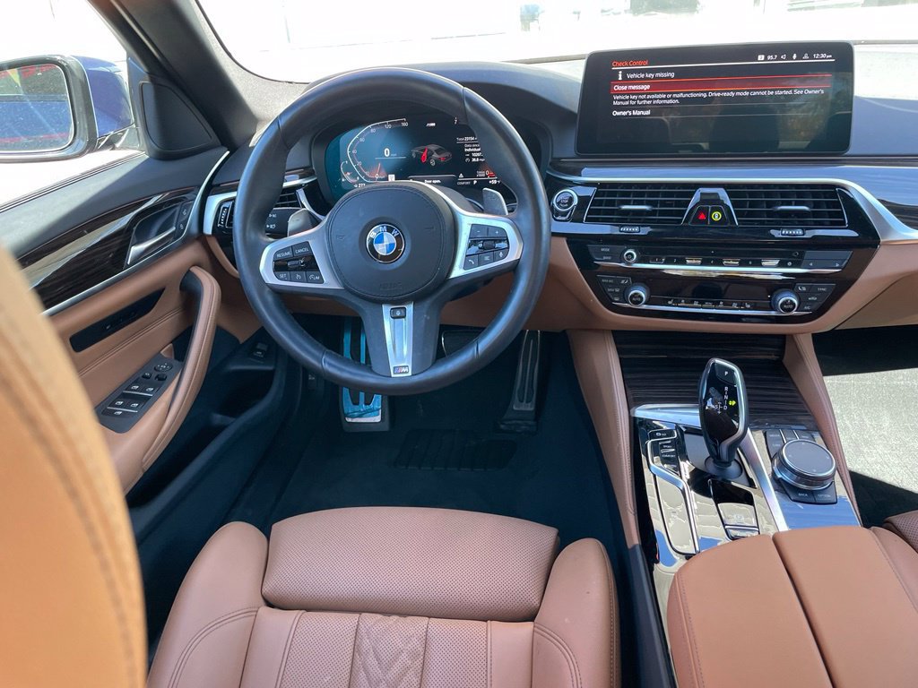 Used 2023 BMW 530i xDrive w/ M Sport Package AWD/4WD image 9