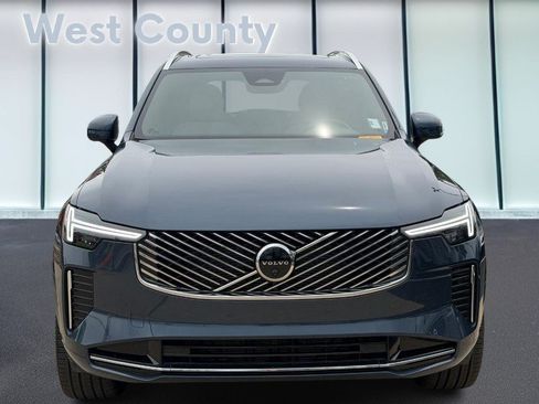 Certified 2026 Volvo XC90 B6 Plus AWD/4WD image 10