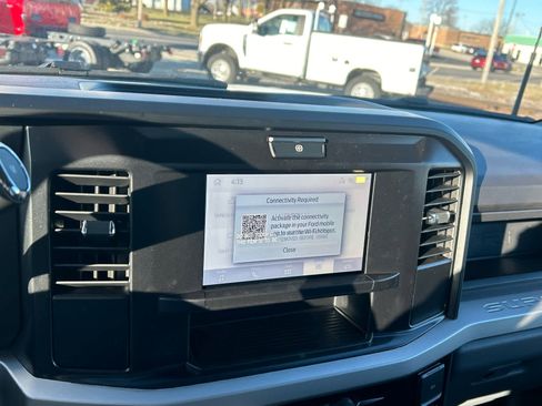 New 2026 Ford F350 XL image 27