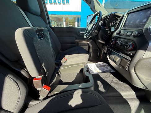 Used 2022 Chevrolet Silverado 2500 LT w/ Convenience Package image 33