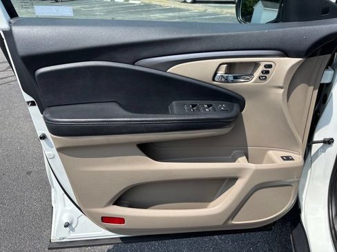 Used 2020 Honda Pilot EX-L image 16