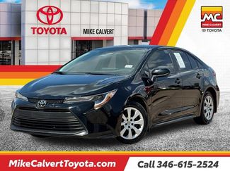 Used 2025 Toyota Corolla LE FWD video 1