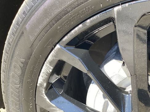 Used 2023 GMC Terrain SLE w/ Elevation Edition AWD/4WD image 31