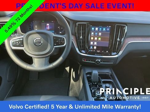 Certified 2025 Volvo V60 B5 Cross Country Plus image 19