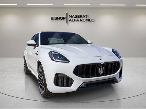 New 2025 Maserati Grecale Modena image 1