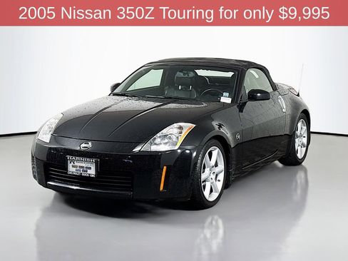 Used 2005 Nissan 350Z Touring image 3