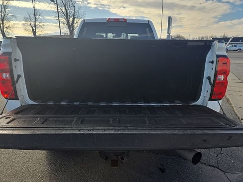 Used 2018 Chevrolet Silverado 2500 High Country w/ Duramax Plus Package image 28