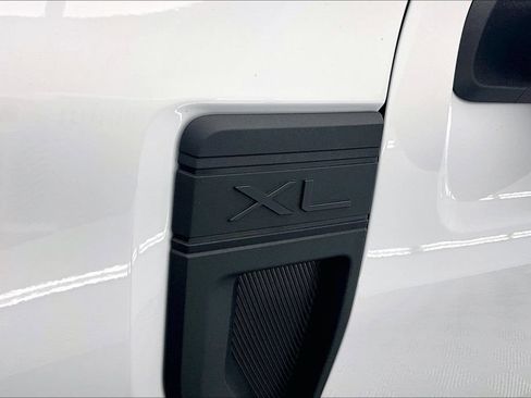 Used 2025 Ford Maverick XL FWD image 8