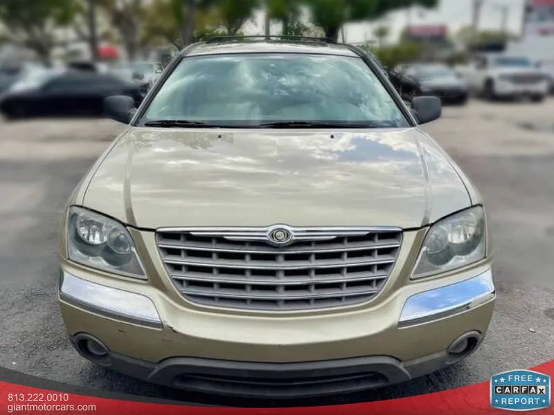 Used 2006 Chrysler Pacifica Touring AWD/4WD image 2