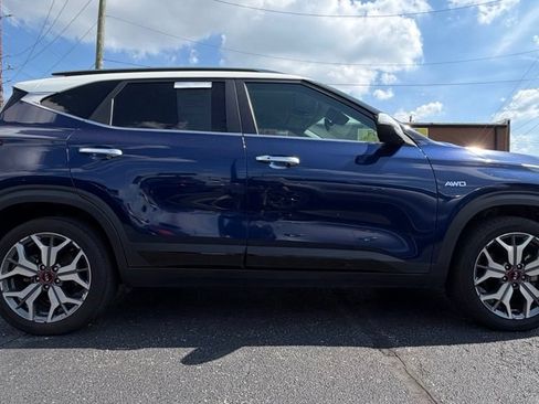 Used 2021 Kia Seltos SX AWD/4WD image 9