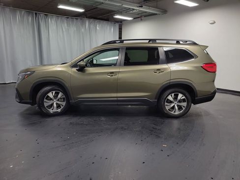 Used 2024 Subaru Ascent Premium AWD/4WD image 5