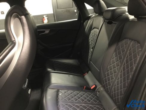 Used 2018 Audi S4 Prestige w/ Prestige Package image 29