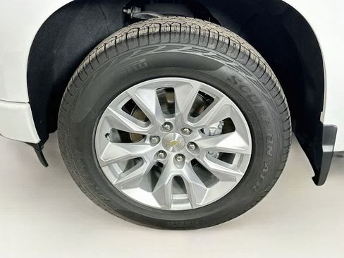 Used 2022 Chevrolet Silverado 1500 Custom RWD image 8