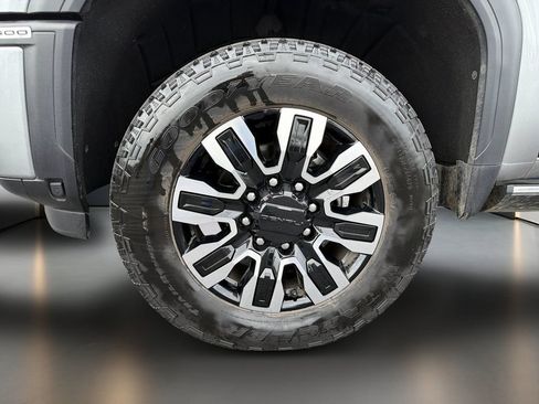 Used 2025 GMC Sierra 2500 Denali Ultimate AWD/4WD image 10