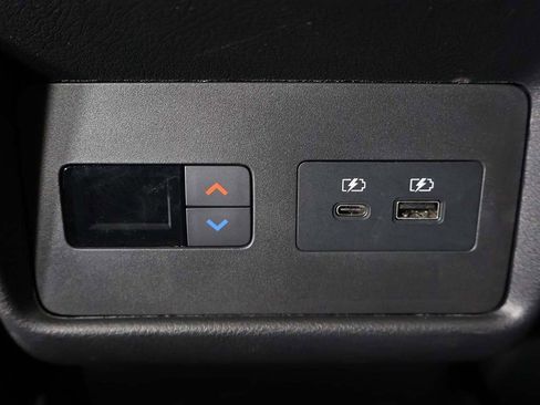 Used 2023 Nissan Rogue SL w/ SL Premium Package image 56