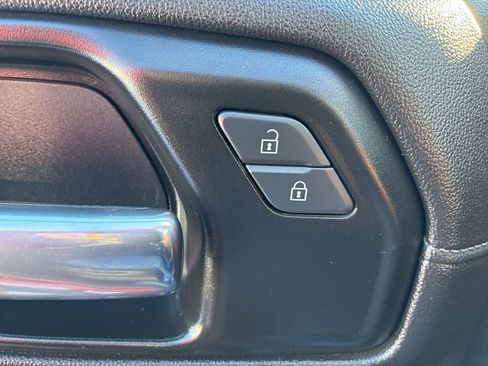 Used 2021 Chevrolet Silverado 1500 LT Trail Boss w/ Bed Protection Package image 24