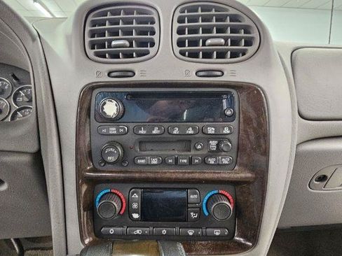 Used 2005 Buick Rainier CXL w/ Luxury Package AWD/4WD image 15