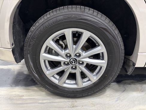 Used 2025 MAZDA CX-5 AWD 2.5 S w/ Preferred Package image 23