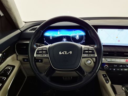 Used 2024 Kia Telluride SX Prestige AWD/4WD image 16