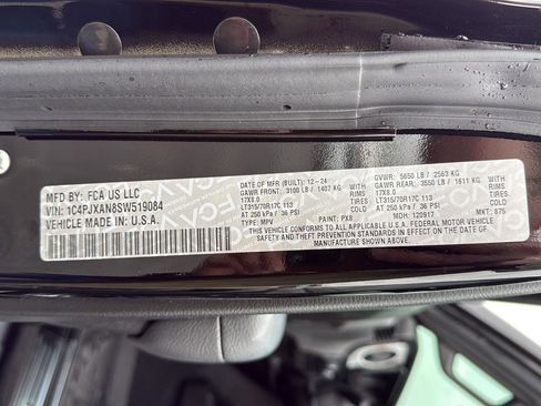 Used 2025 Jeep Wrangler Sport image 42