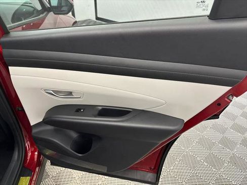 New 2026 Hyundai Tucson SEL image 17