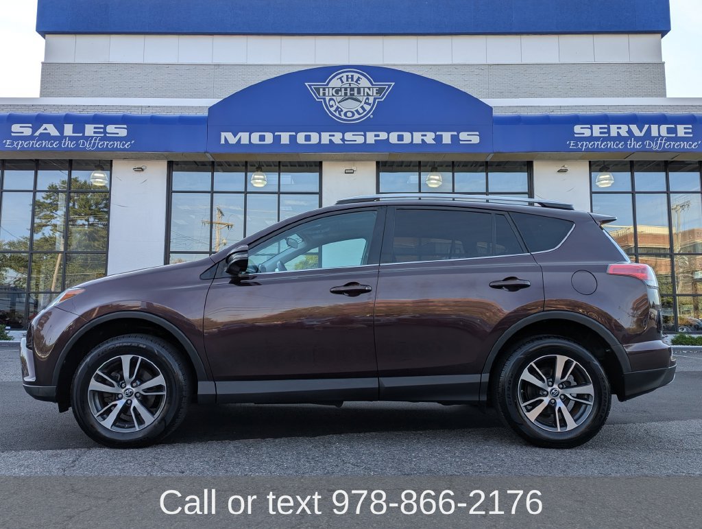 Used 2016 Toyota RAV4 XLE AWD/4WD image 1