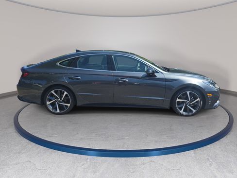 Used 2022 Hyundai Sonata SEL Plus FWD image 4