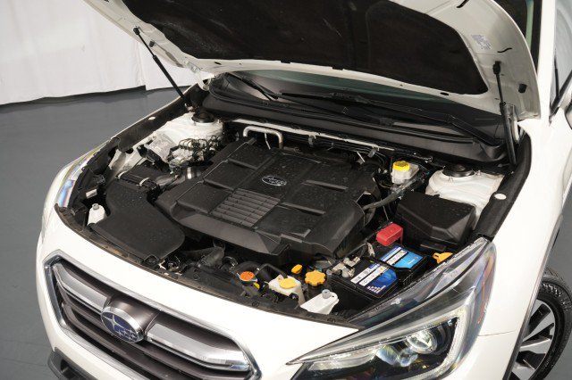 Used 2018 Subaru Outback 3.6R Touring AWD/4WD image 56