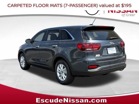 Used 2020 Kia Sorento LX image 5