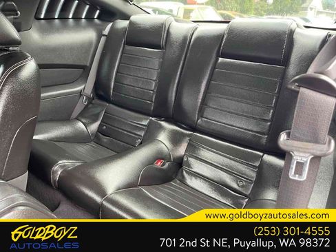 Used 2010 Ford Mustang Coupe RWD image 14
