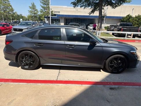 Used 2026 Honda Civic Sport Touring image 4
