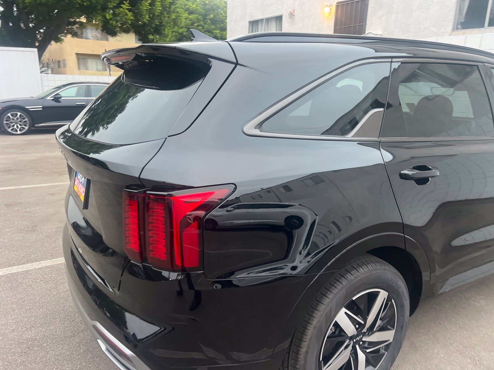 Certified 2023 Kia Sorento S w/ Panoramic Sunroof Package FWD image 8