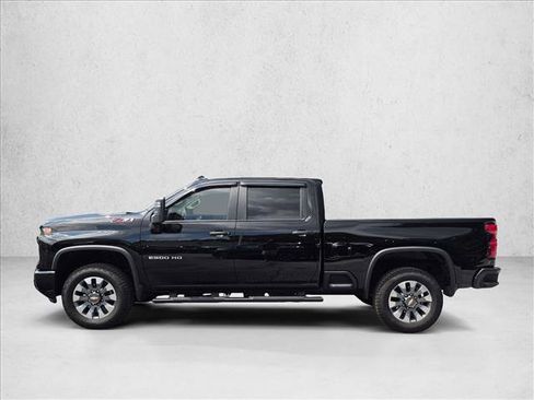 Used 2025 Chevrolet Silverado 2500 Custom w/ Custom Value Package AWD/4WD image 9
