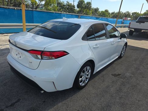 Used 2024 Toyota Corolla LE FWD image 6