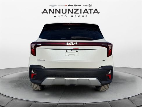 New 2026 Kia Seltos LX image 4