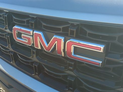 New 2026 GMC Canyon Elevation image 28