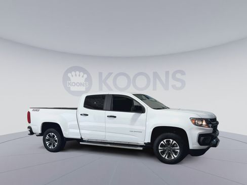 Used 2022 Chevrolet Colorado Z71 image 2