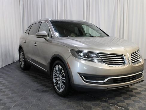 Used 2018 Lincoln MKX Reserve w/ Lincoln MKX Climate Package image 34